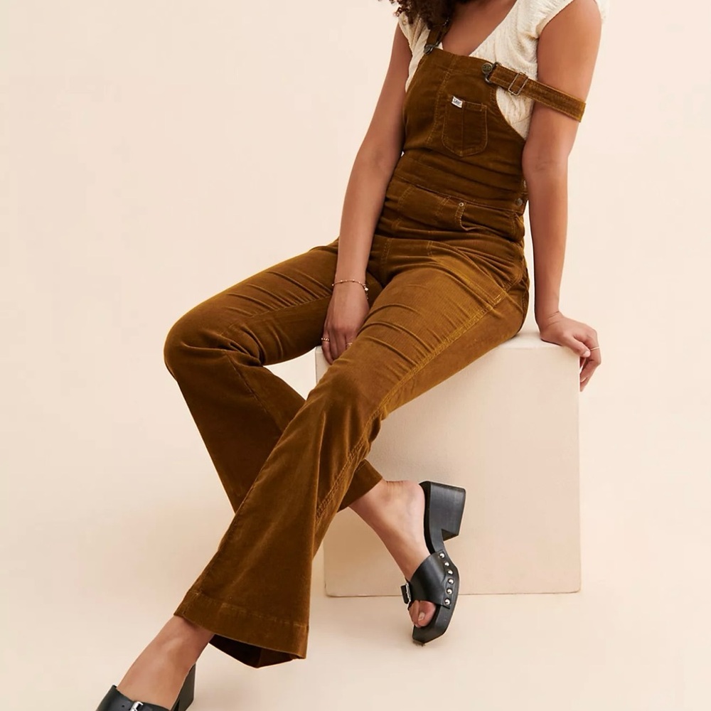 Free People Lee brand  brown courdroy overalls size large